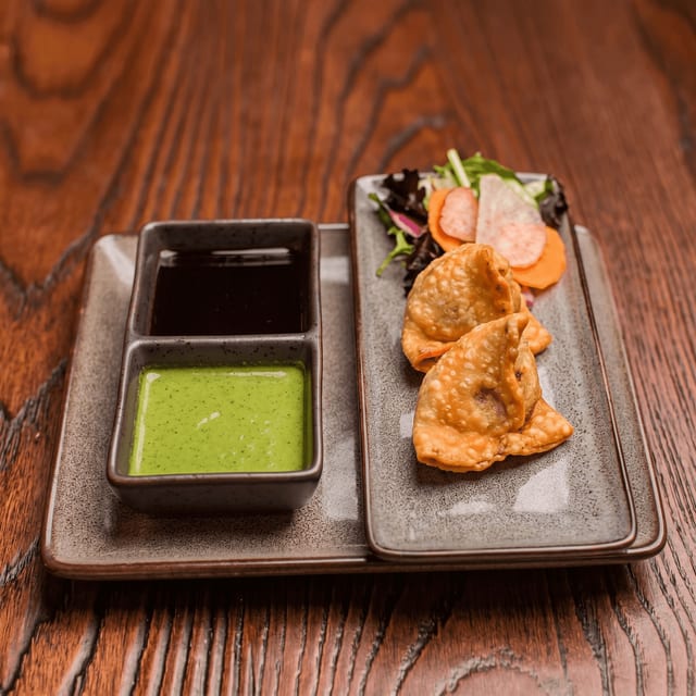 Veg Samosa.